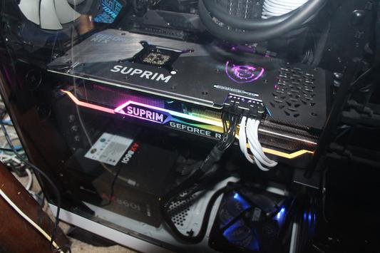 MSI NVIDIA GeForce RTX 3070 Ti Suprim X Overclocked Triple-Fan 8GB