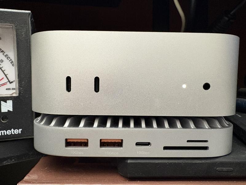Apple Mac mini MU9D3LL/A (Late 2024) Desktop Computer; Apple M4 10