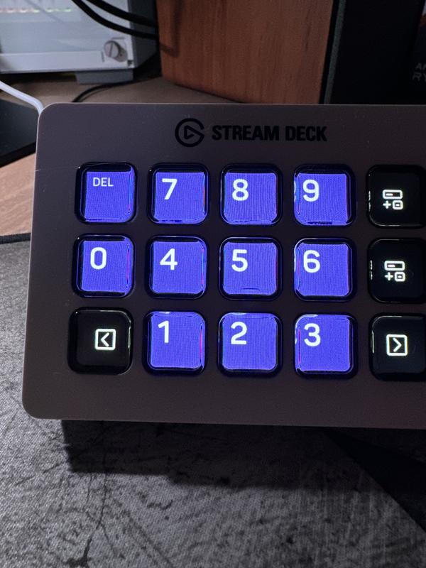 ⭐︎美品⭐︎ Elgato Stream Deck MK.2 White Elgato Stream Deck Mark 2 - White; 15 customizable LCD keys for