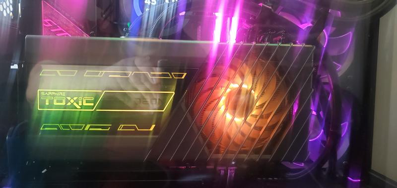 UNIVERSAL グラフィックスカードマウント 333 Series UNIVERSAL グラフィックスカードマウント 333 Series