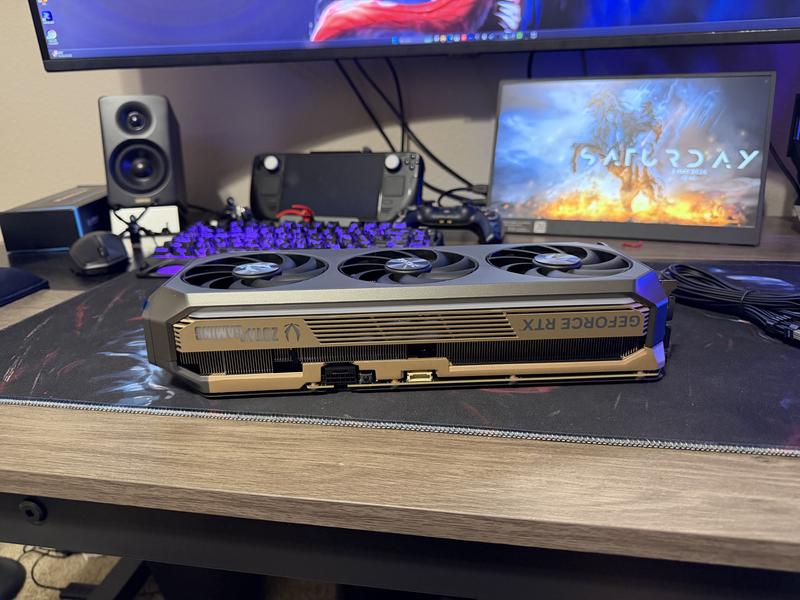 Zotac NVIDIA GeForce RTX 5080 AMP Extreme Infinity Triple Fan 16GB