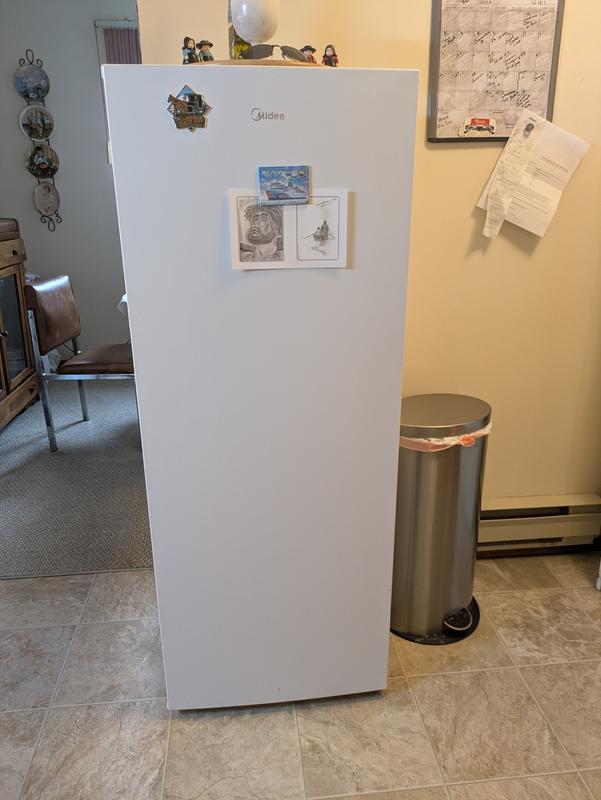 6.9 Cu. Ft. 22