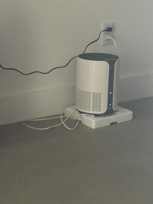 Review Thumbnail Image 0 383378543