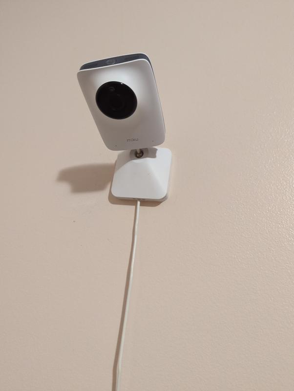 Customer photo for "This monitor holds up"
