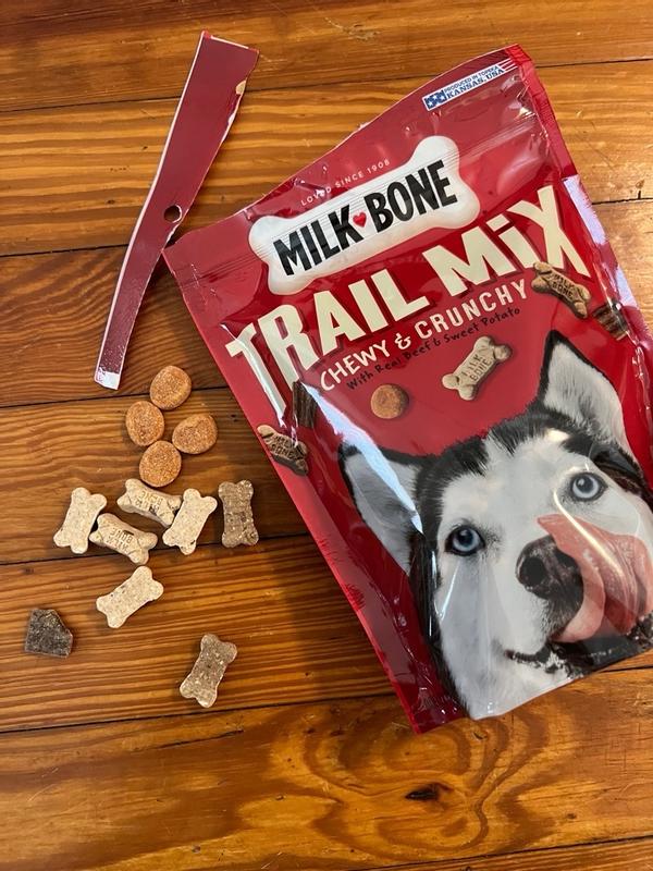 Milk bone trail mix dog treats best sale