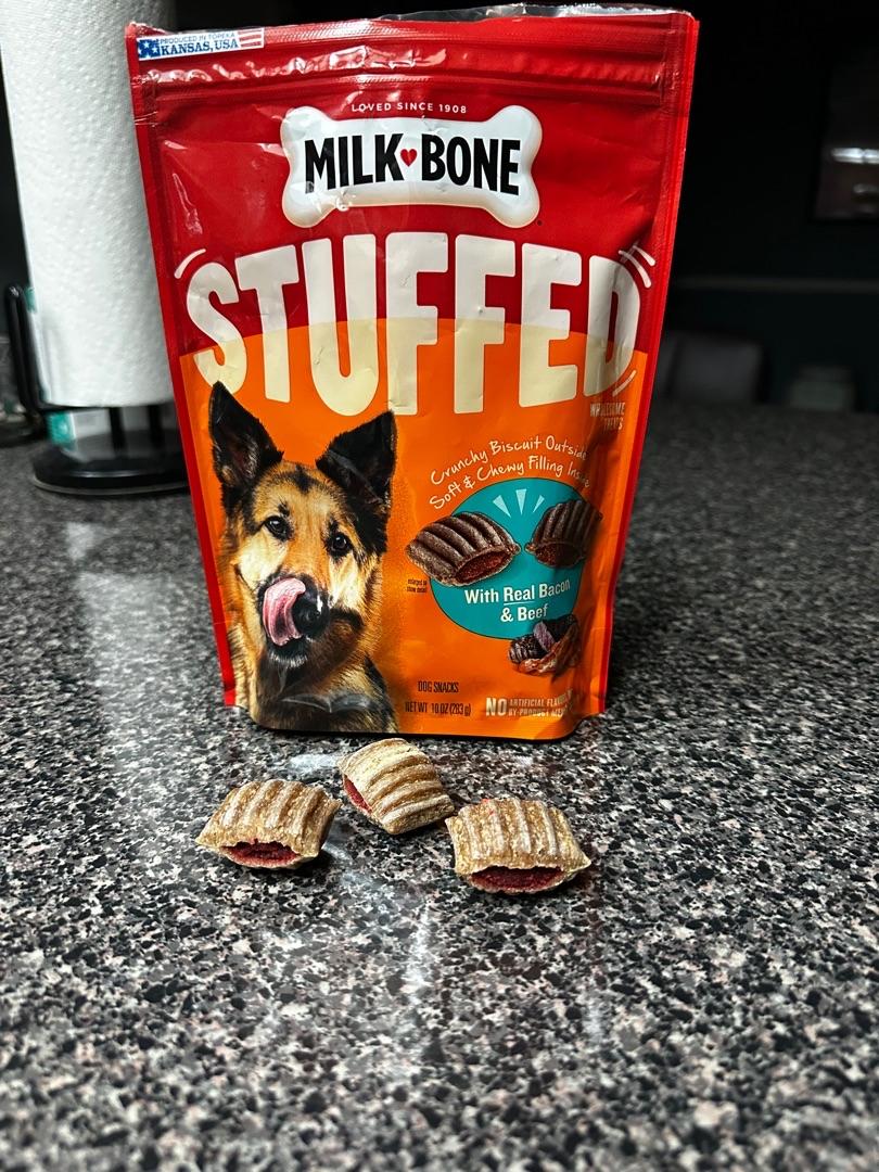 Milk Bone Stuffed Biscuits With Real Bacon Beef Dog Treats 10 oz