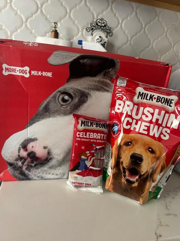 Milk Bone Brushing Chews Daily Dental Dog Treats Large 24.2 Oz. Bag Petsense