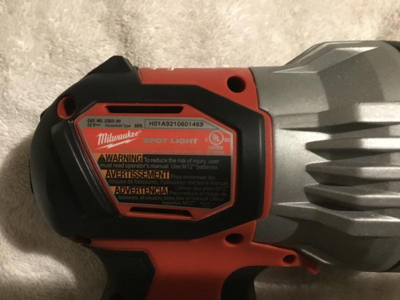 Milwaukee M12 LED Spot Light 700 Lumens 2353-20 (BARE TOOL)