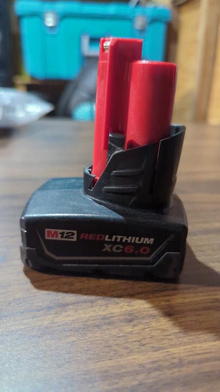 Milwaukee m12 best sale xc6 0 battery