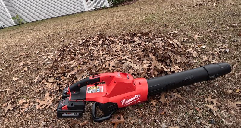 Milwaukee 18v best sale blower review