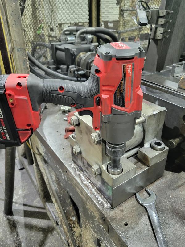 MILWAUKEE 2864-20 3/4 CORDLESS IMPACT WRENCH KIT