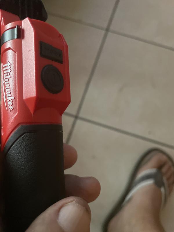 500 lumens led pivoting rechargeable flashlight LuxPro Utility 537 Lumen & Work Light while directing the light exactly where they need it Milwaukee 500 Lumens LED Pivoting