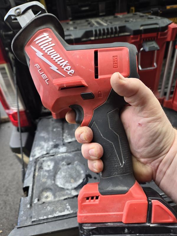 Milwaukee M18 Fuel Hackzall Reciprocating Saw XC5.0 Kit 2719-21