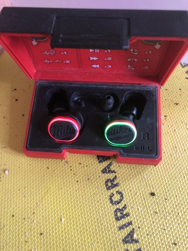 REDLITHIUM™ USB Bluetooth® Jobsite Ear Buds | Milwaukee Tool