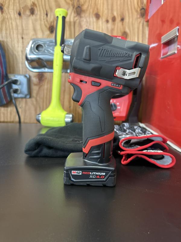 MILWAUKEE M12 FUEL 1/2DR STUBBY IMPACT WRENCH M12FIWF12-622X