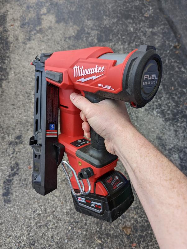 Milwaukee cordless 2024 concrete nailer