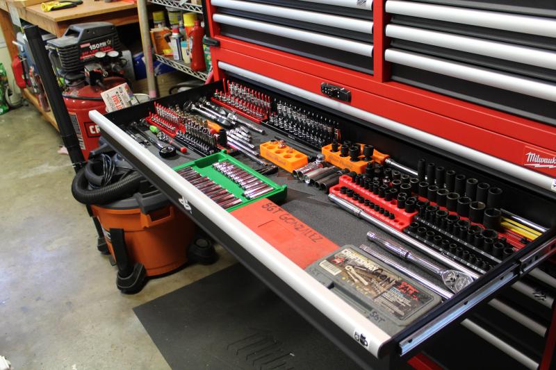 56 in milwaukee store tool box