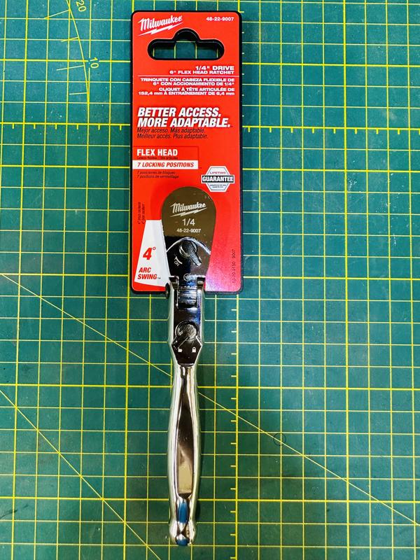 Milwaukee PRO 1/4dr 9 Long Handle Locking Flex Head 90 T Ratchet  #48-22-9009