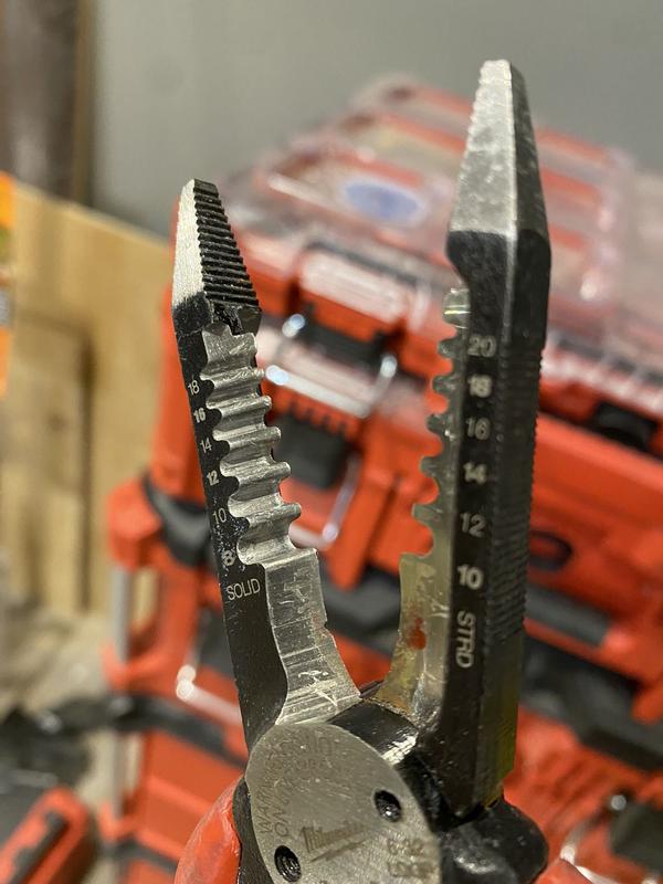 Milwaukee 6 in 1 Pliers Combination Wire Stripper and Long Nose Pliers  Review 