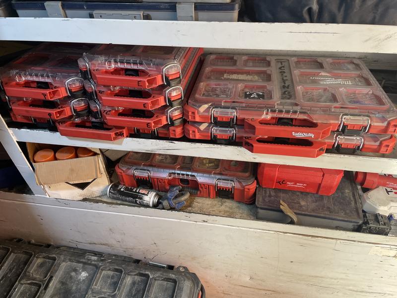 48-22-8431  Milwaukee Tool PACKOUT 10-Compartment Low-Profile