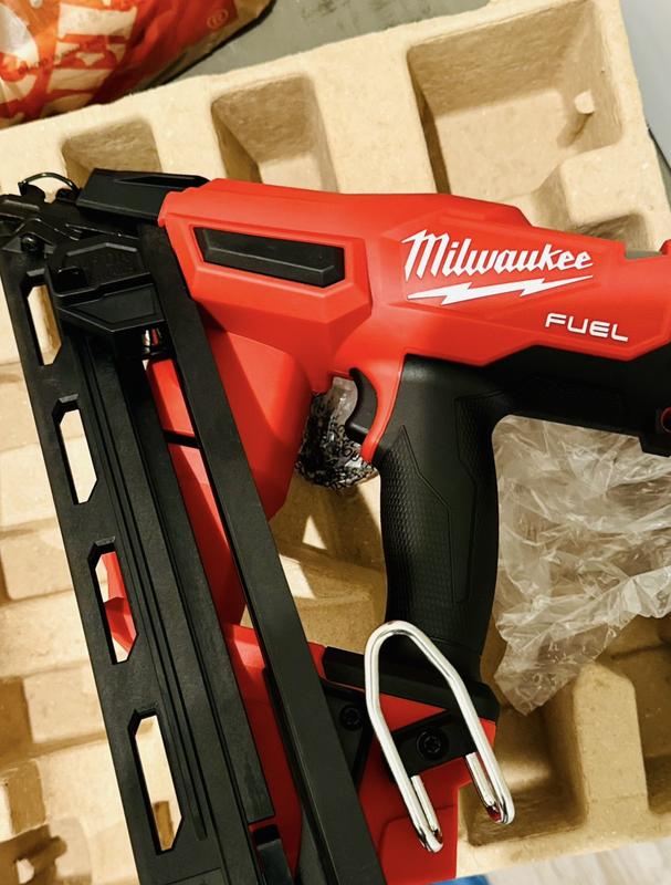 Milwaukee 15 gauge online finish nailer gen 2