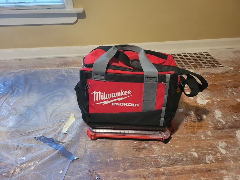 Mochila Para Herramienta Packout Milwaukee 48-22-8321 Color Rojo