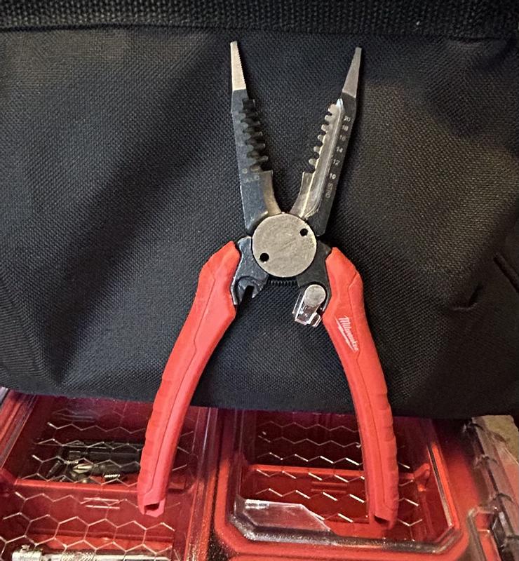 Milwaukee Tool Pince à dénuder combinée 6-en-1 pour électriciens de 7,75  po.