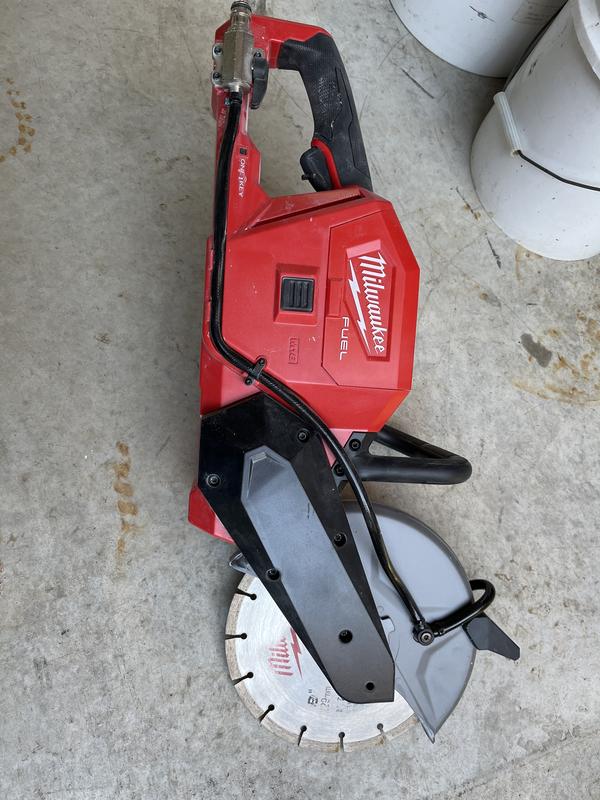 Milwaukee 9 Cut-Off Saw M18 Fuel w/ ONE-KEY Kit