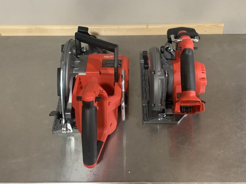 Milwaukee m18 worm drive saw hot sale