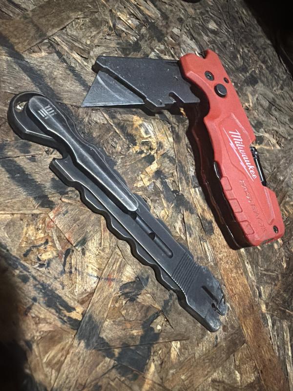 Milwaukee FASTBACK 6-in-1 Folding Utility Knife - 48-22-1505