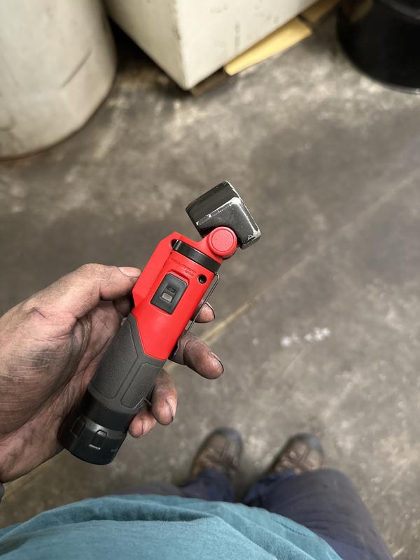 milwaukee cordless flashlight 14-46-1825 specs 2113-21 500-Lumen Redlithium USB Rechargeable Pivoting Flash  MaxTool functional rear power button offers battery indication Milwaukee 18V WORKLIGHT 14-46-1825