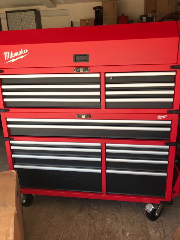 56 milwaukee outlet tool box