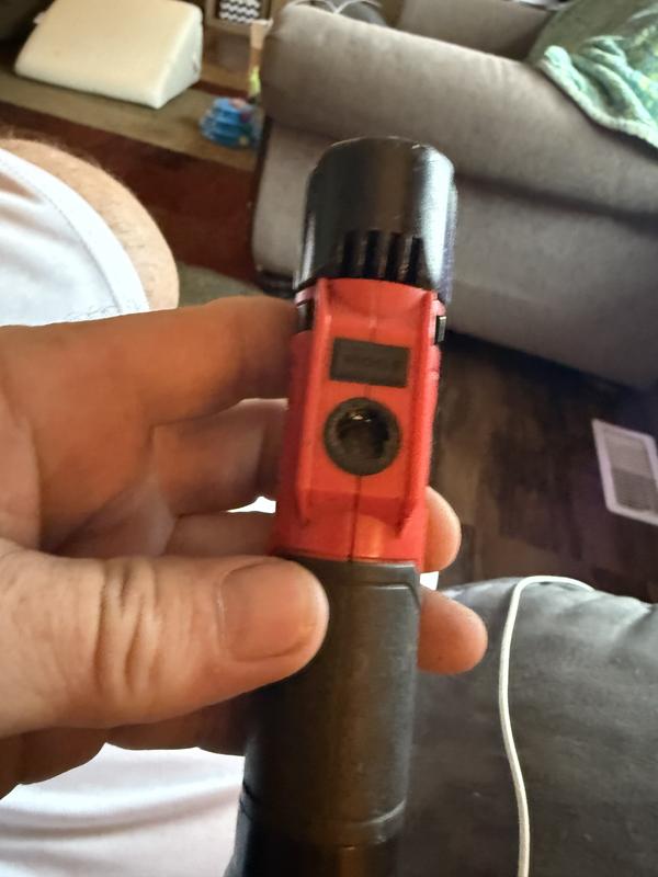 LUE♡ Milwaukee REDLITHIUM USB Rechargeable 500 Lumen Pivoting