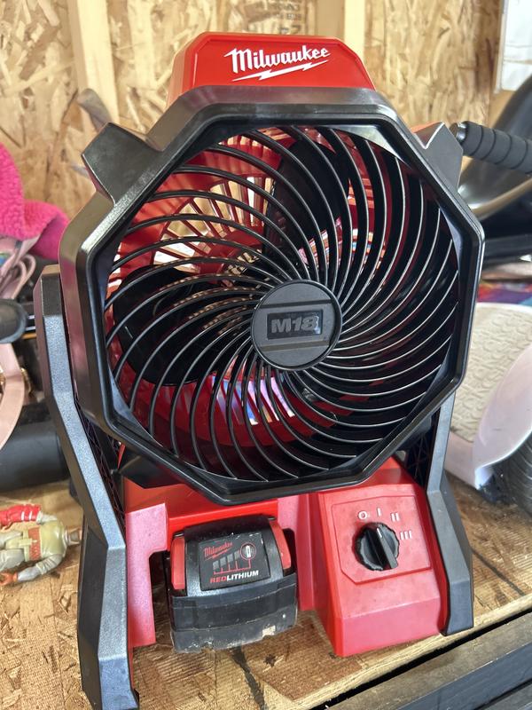 Milwaukee M18 Jobsite Fan 0886 20 Blain s Farm Fleet