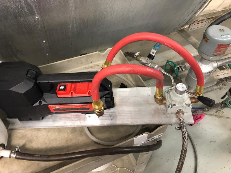 Milwaukee fluid best sale transfer pump