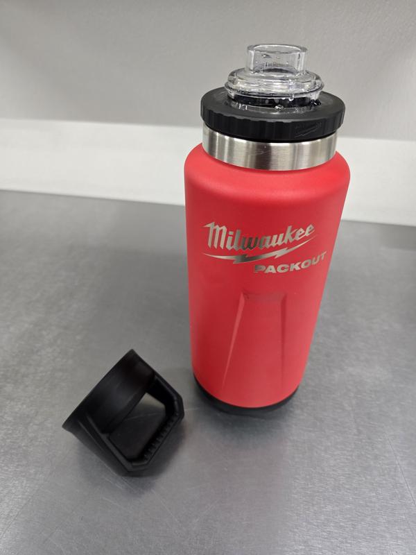 36oz Red PACKOUT™ Insulated Bottle with Chug Lid | Milwaukee Tool