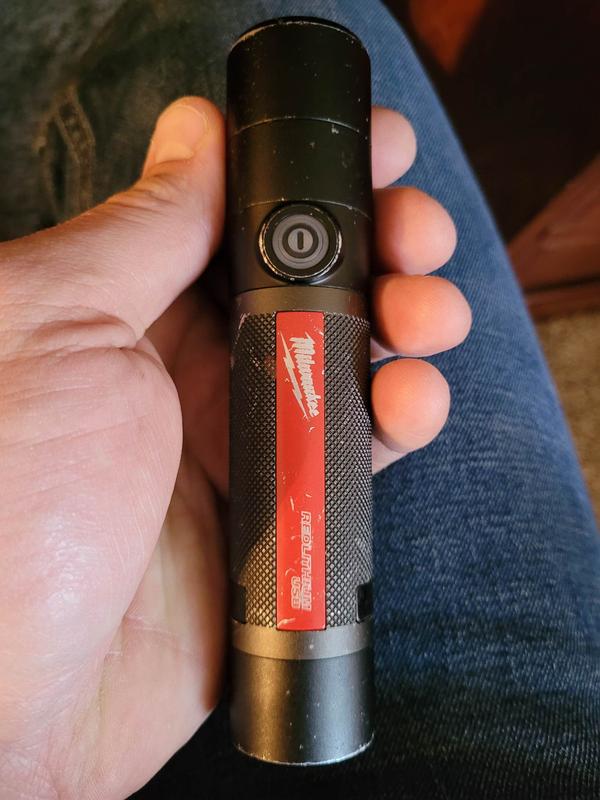 Milwaukee USB Rechargeable 800L Compact Flashlight - 2160-21 | Blain's Farm  & Fleet