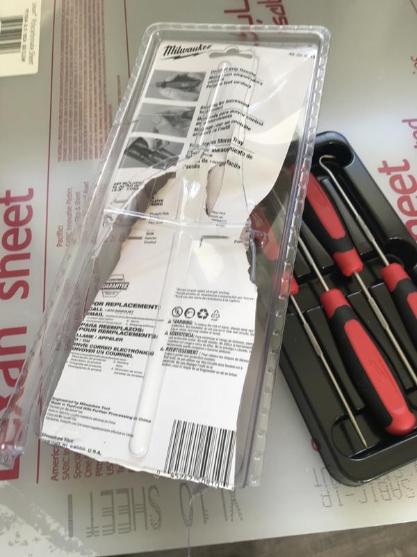Milwaukee 4-Piece Hook and Pick Set - 48-22-9215 | Blain's Farm