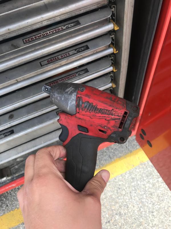衝撃特価 Times-kMILWAUKEE ELECTRIC TOOL 2659-22 2490398 M18 1 2