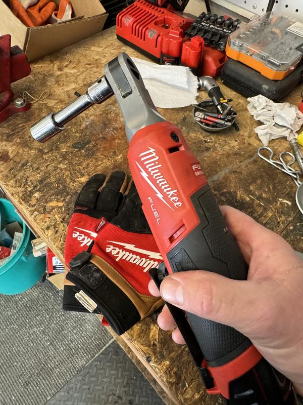 Milwaukee m12 deals fuel 2553