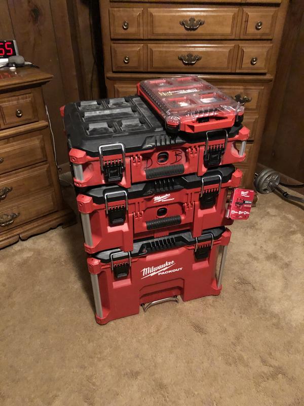 Milwaukee 48-22-8428 PACKOUT Rolling Tool Chest