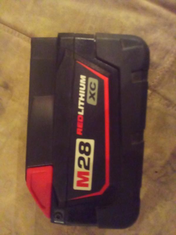 Milwaukee m28 cheap battery and charger