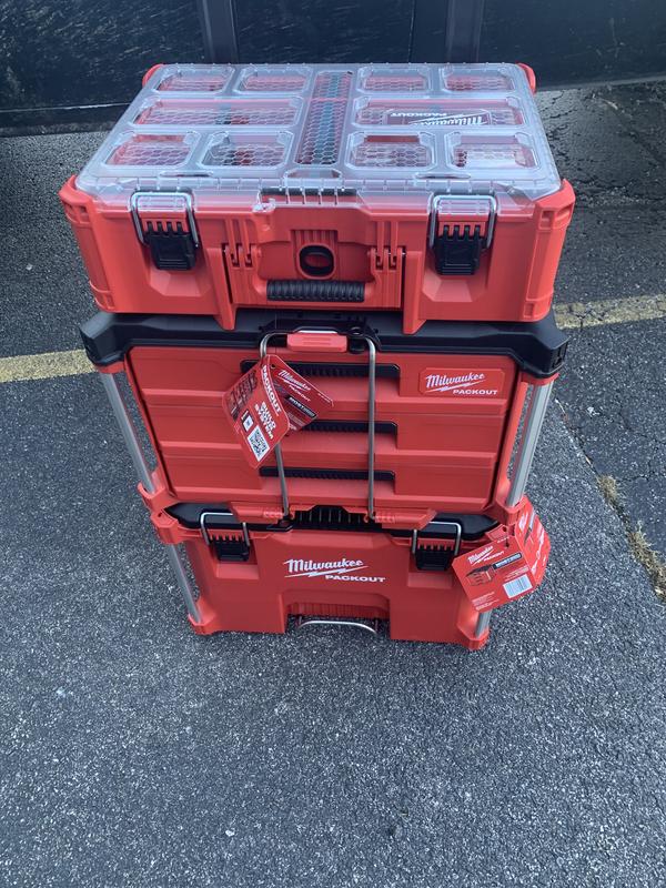 PACKOUT Rolling Tool Chest Milwaukee Tool