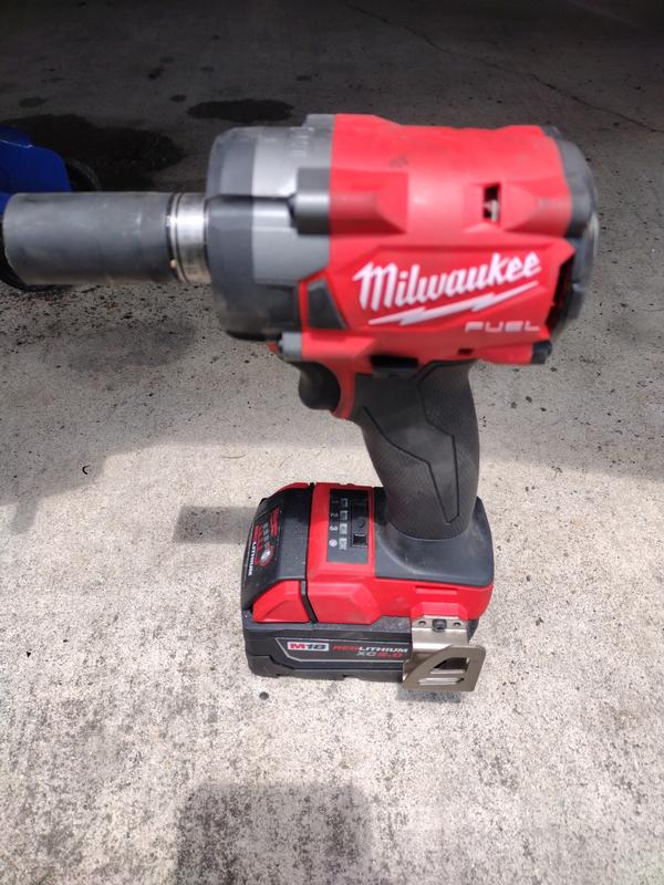 Milwaukee M18 FUEL 3/8 Compact Impact Wrench Review - Tool Box