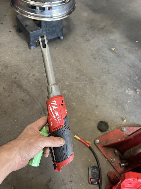 Milwaukee 2568-20 M12 Fuel 1/4 Extended Reach High Speed Ratchet