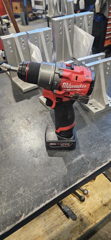  Milwaukee Electric Tools MLW2504-20 M12 - Taladro de martillo  de combustible de 1/2 (desnudo) : Todo lo demás