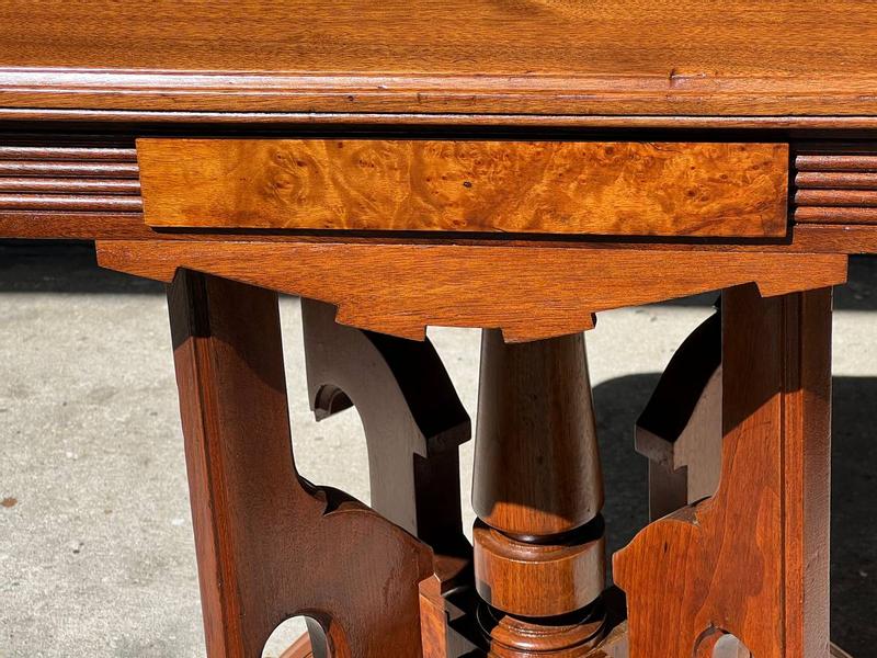 Warm look on Mahogany and Walnut