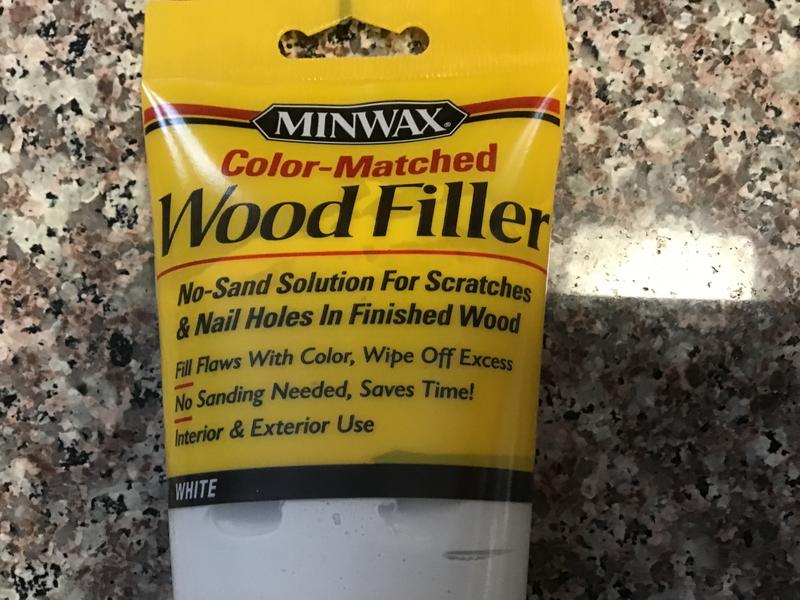 Minwax Color-Matched 6-oz Walnut Wood Filler in the Wood Filler