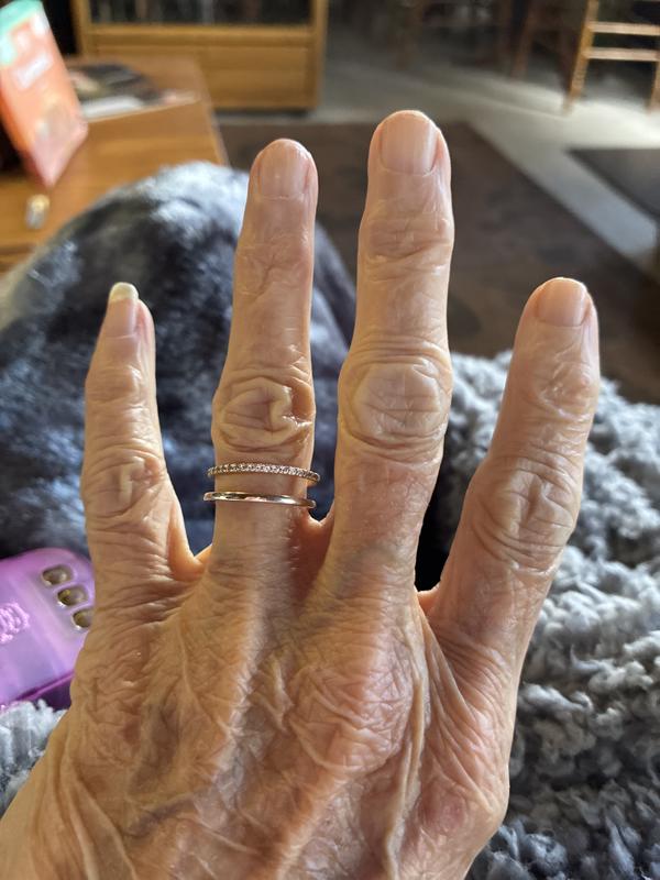 Review Thumbnail Image 0 384449568