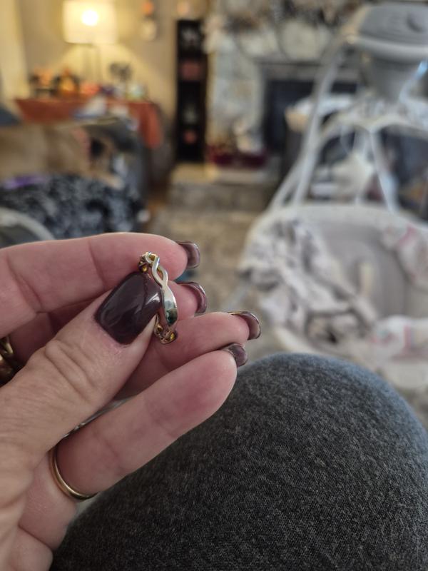 Customer photo for "Criss-cross ring"